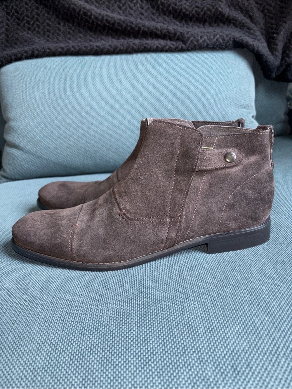 John Varvatos*U.S.A. Men's Dark Brown Suede Chukka Boots, Sz 8.5 M. New w/o Tags